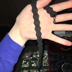 Black choker